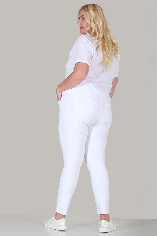 PLUS SIZE SKINNY WITH DESTROY