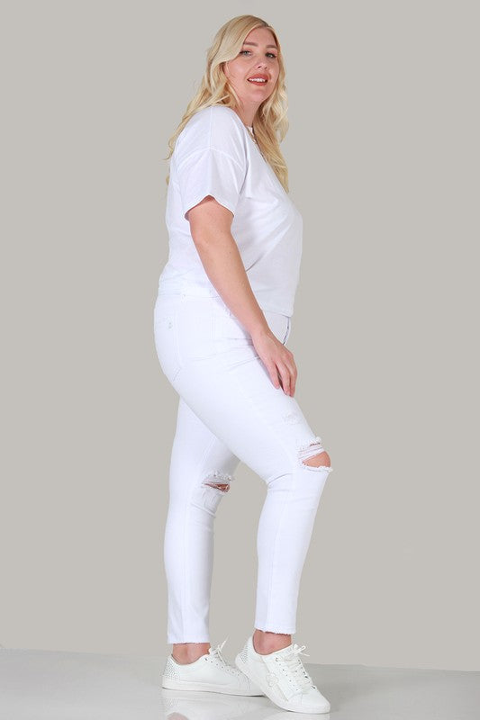 PLUS SIZE SKINNY WITH DESTROY