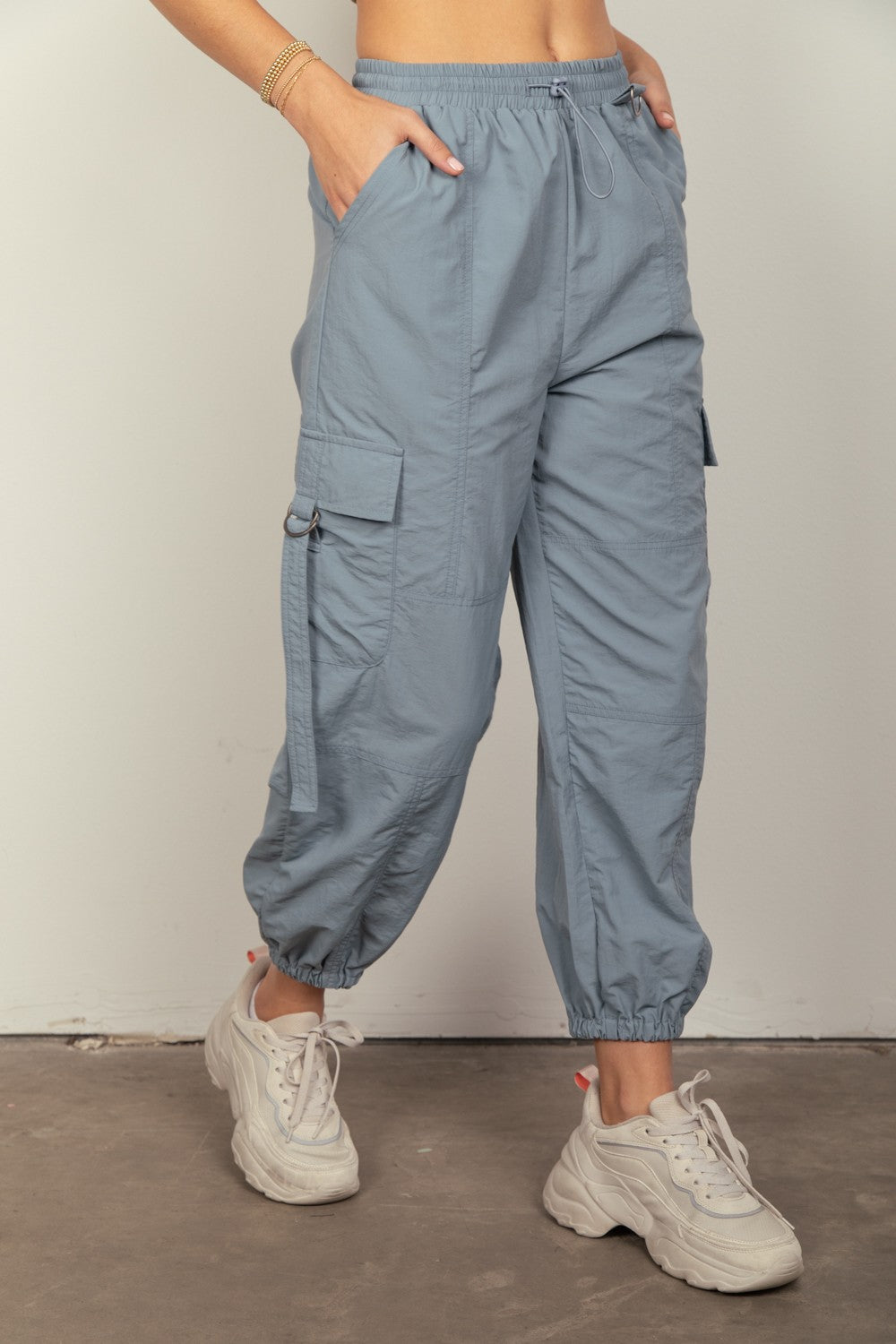 VERY J Elastic Waist Woven Cargo Pants