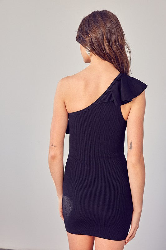 ONE SHOULDER RUFFLE DRESS