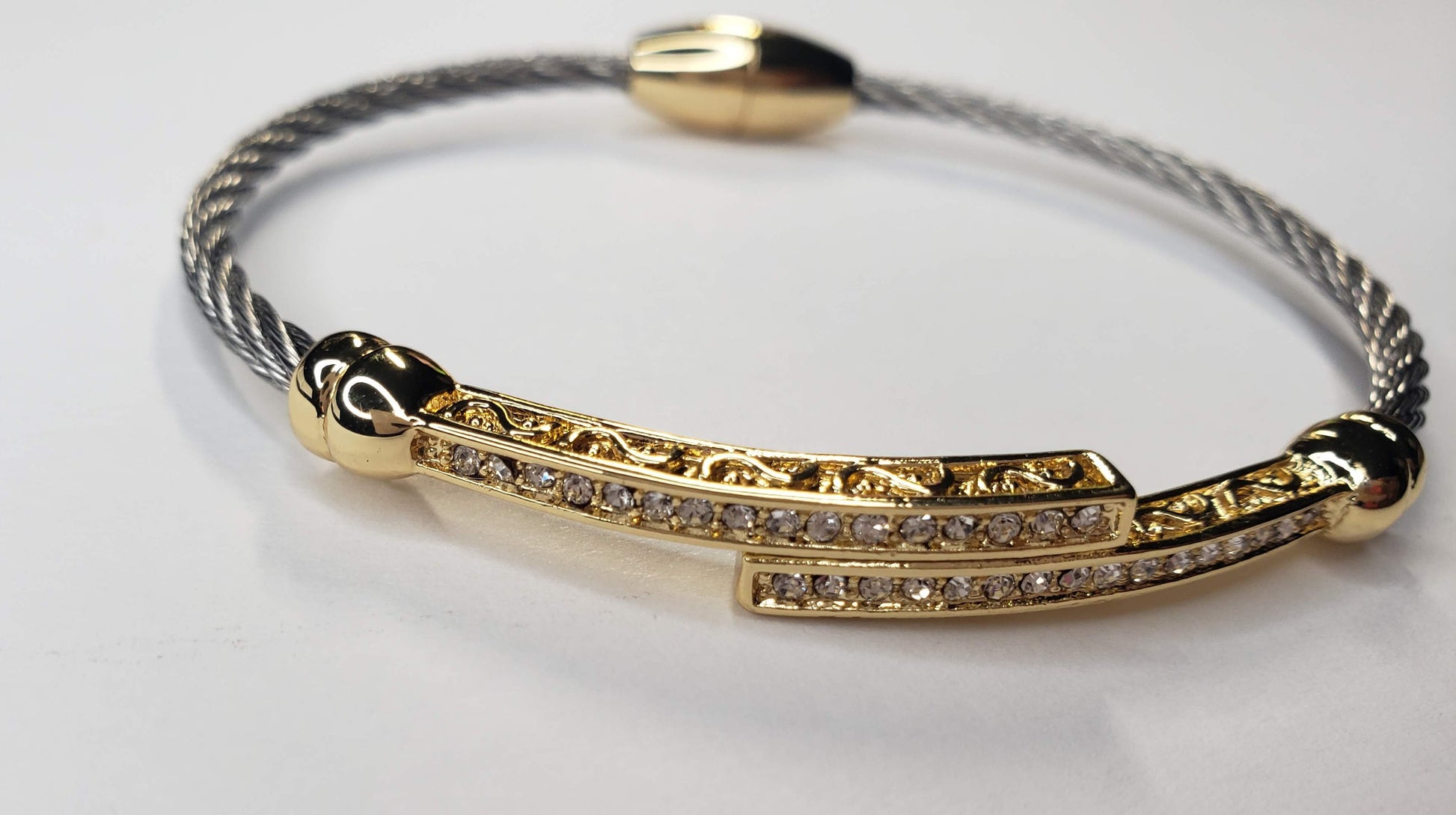 Pave Rhinestone Gold Bars Cable Magnetic Bracelet - Touch Me Textures