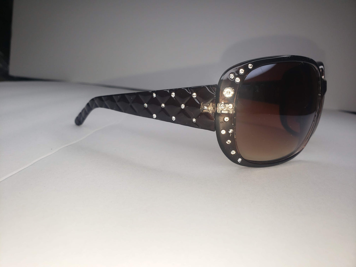 Bejeweled Gradient Sunglasses - Touch Me Textures