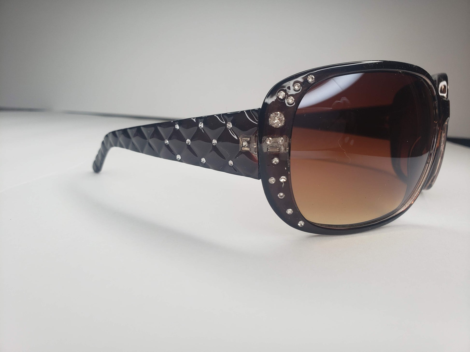 Bejeweled Gradient Sunglasses - Touch Me Textures