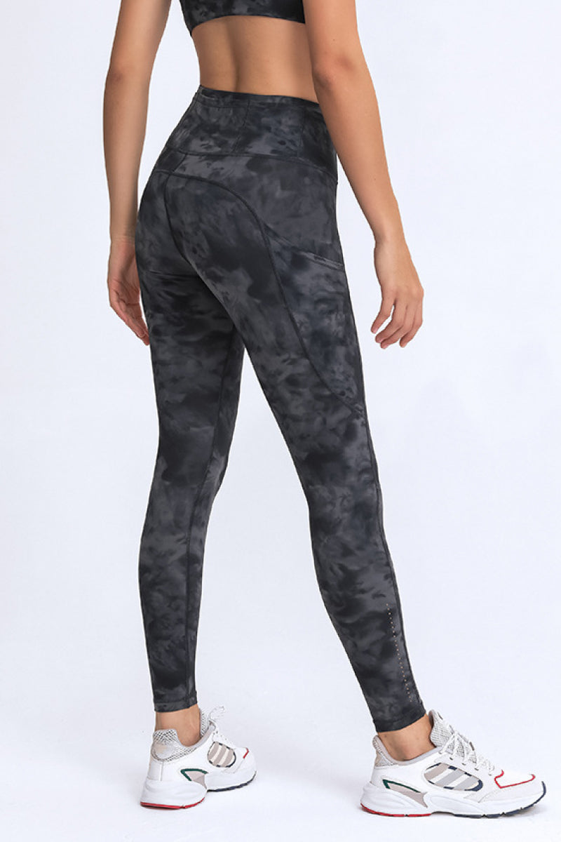 Thigh Pocket Active Leggings - Touch Me Textures