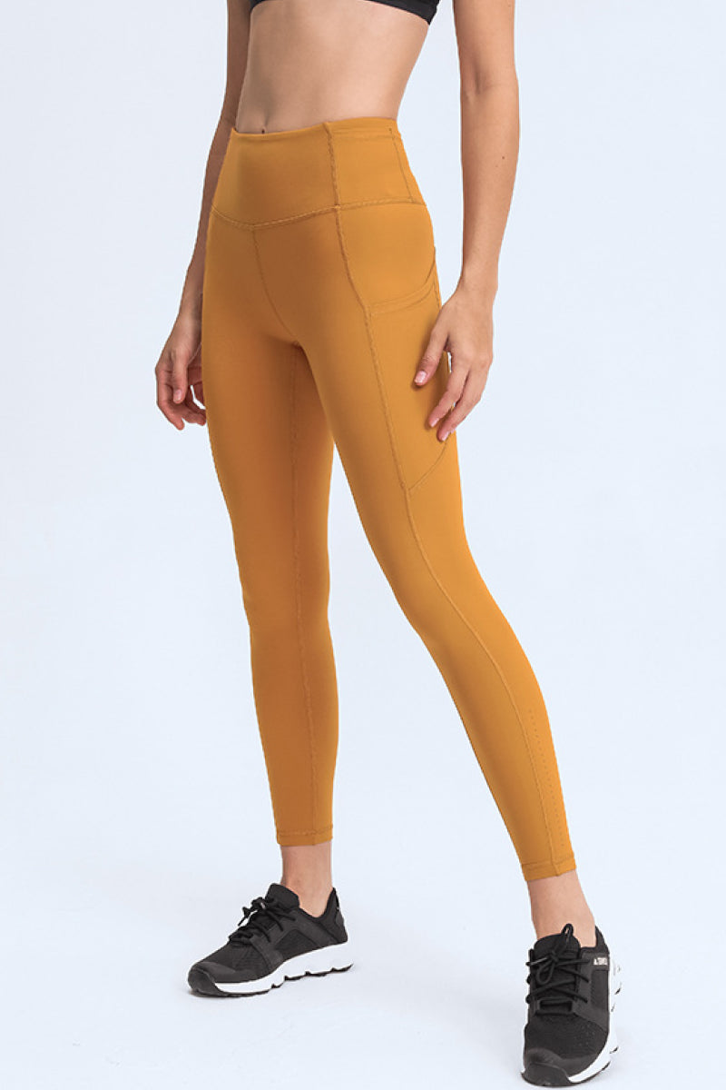 Thigh Pocket Active Leggings - Touch Me Textures