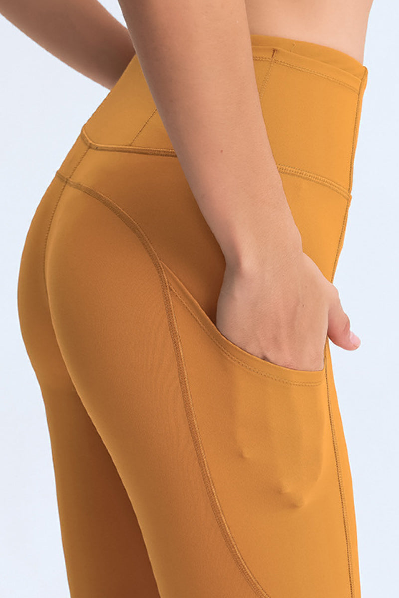 Thigh Pocket Active Leggings - Touch Me Textures